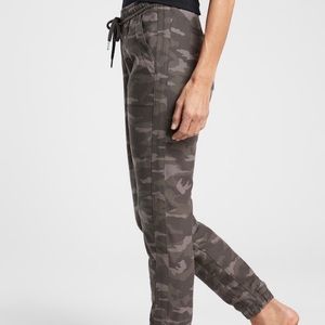 Athleta Camo Farallon Jogger